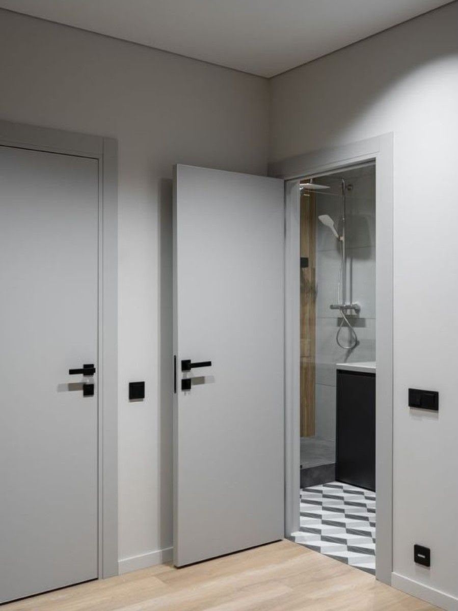 Kit de porta alto padrão instalado em suíte com acesso ao banheiro Lumine